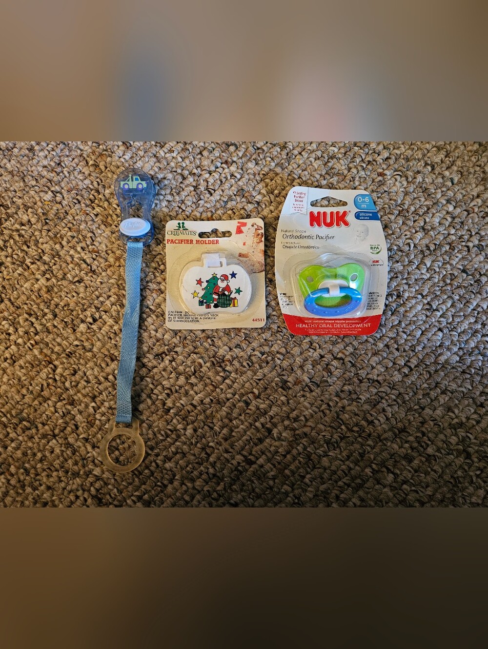 Nuk Orthodontic Pacifier And Pacifier Clip/Holder
